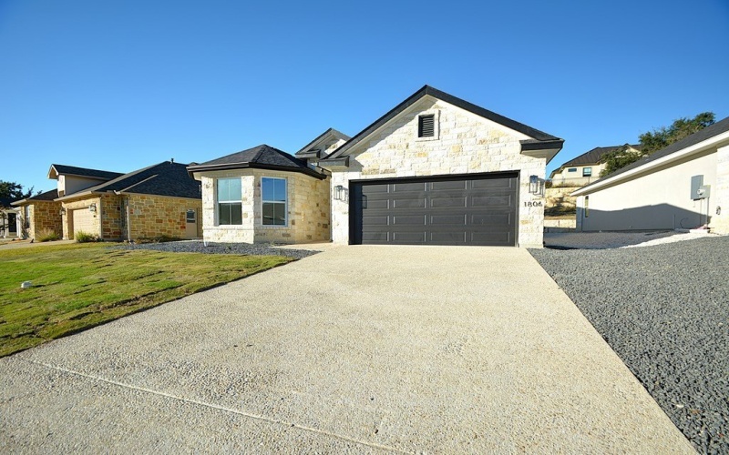 1806 Chateau Lane, Kerrville, TX 78028, 3 Bedrooms Bedrooms, ,2 BathroomsBathrooms,Residential,For Sale,1806 Chateau Lane,117718