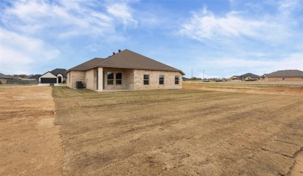 1312 Oleander Drive, Tolar, TX 76476, 3 Habitaciones Habitaciones , ,2 BañosBaños,Residential,En Venta,1312 Oleander Drive,20866806