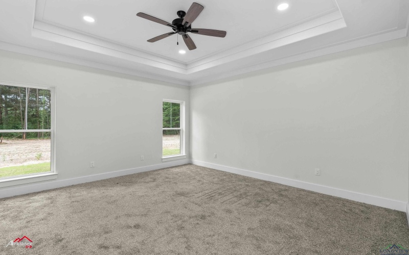 326 Clara Ln, Kilgore, TX 75662, 3 Bedrooms Bedrooms, ,2 BathroomsBathrooms,Residential,For Sale,326 Clara Ln,20252895
