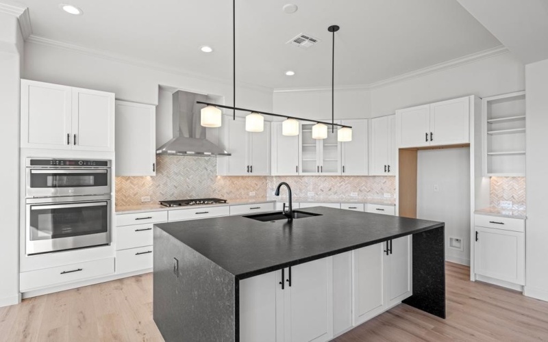 2089 Summit Crest Dr, Kerrville, TX 78028, 4 Bedrooms Bedrooms, ,3 BathroomsBathrooms,Residential,For Sale,2089 Summit Crest Dr,117992