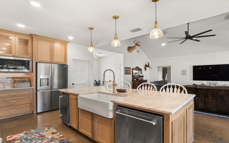 3472 FM 2869, Hawkins, TX 75765, 3 Bedrooms Bedrooms, ,2 BathroomsBathrooms,Residential,For Sale,3472 FM 2869,20253144