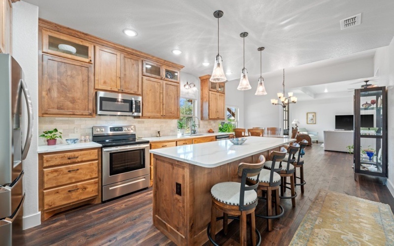 1808 Chalet Circle, Kerrville, TX 78028, 3 Bedrooms Bedrooms, ,2 BathroomsBathrooms,Residential,For Sale,1808 Chalet Circle,118006