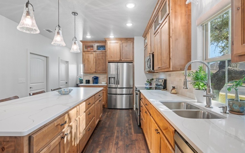 1808 Chalet Circle, Kerrville, TX 78028, 3 Bedrooms Bedrooms, ,2 BathroomsBathrooms,Residential,For Sale,1808 Chalet Circle,118006