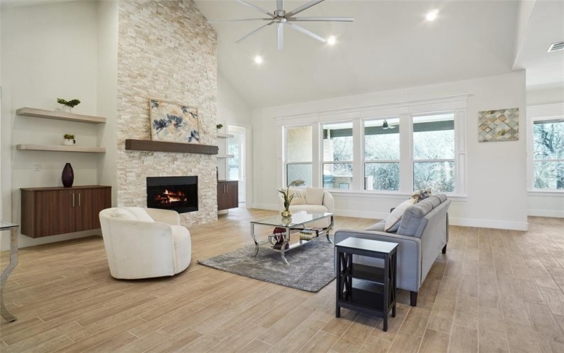 5021 Glenoaks Court, Weatherford, TX 76088, 4 Bedrooms Bedrooms, ,3 BathroomsBathrooms,Residential,For Sale,5021 Glenoaks Court,20868916