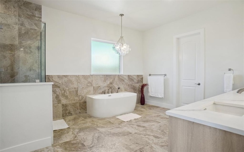 5021 Glenoaks Court, Weatherford, TX 76088, 4 Bedrooms Bedrooms, ,3 BathroomsBathrooms,Residential,For Sale,5021 Glenoaks Court,20868916
