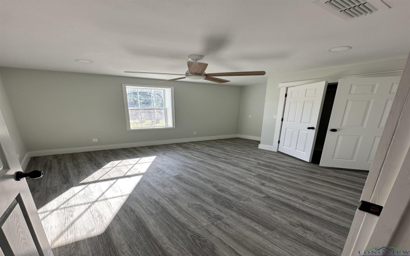 210 Empire St, Gladewater, TX 75647, 3 Bedrooms Bedrooms, ,2 BathroomsBathrooms,Residential,For Sale,210 Empire St,20253151