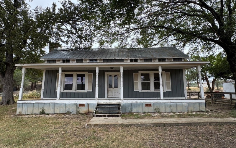 1275 Cypress Creek Rd, Kerrville, TX 78028, ,Granja,En Venta,1275 Cypress Creek Rd,118157