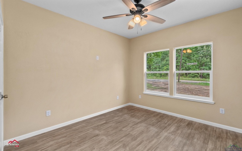 1406 Commerce, Kilgore, TX 75662, 3 Bedrooms Bedrooms, ,2 BathroomsBathrooms,Residential,For Sale,1406 Commerce,20253219