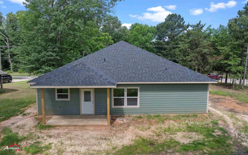 1406 Commerce, Kilgore, TX 75662, 3 Bedrooms Bedrooms, ,2 BathroomsBathrooms,Residential,For Sale,1406 Commerce,20253219