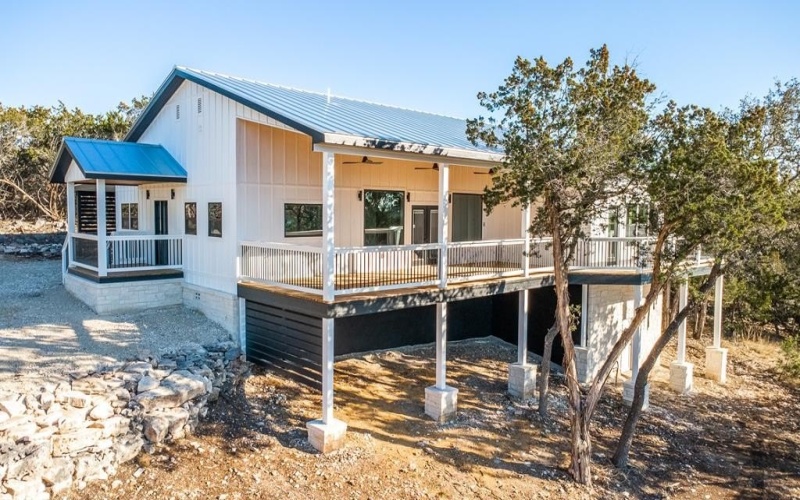 183 Wood Trail, Kerrville, TX 78028, 3 Habitaciones Habitaciones , ,2 BañosBaños,Residential,En Venta,183 Wood Trail,118245