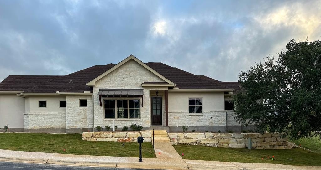 2015 N Chalet Circle, Kerrville, TX 78028, 3 Bedrooms Bedrooms, ,2 BathroomsBathrooms,Residential,For Sale,2015 N Chalet Circle,118336