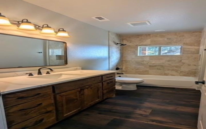 2015 N Chalet Circle, Kerrville, TX 78028, 3 Bedrooms Bedrooms, ,2 BathroomsBathrooms,Residential,For Sale,2015 N Chalet Circle,118336