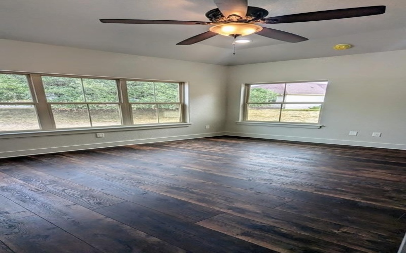 2015 N Chalet Circle, Kerrville, TX 78028, 3 Bedrooms Bedrooms, ,2 BathroomsBathrooms,Residential,For Sale,2015 N Chalet Circle,118336
