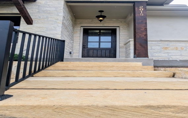 2015 N Chalet Circle, Kerrville, TX 78028, 3 Bedrooms Bedrooms, ,2 BathroomsBathrooms,Residential,For Sale,2015 N Chalet Circle,118336