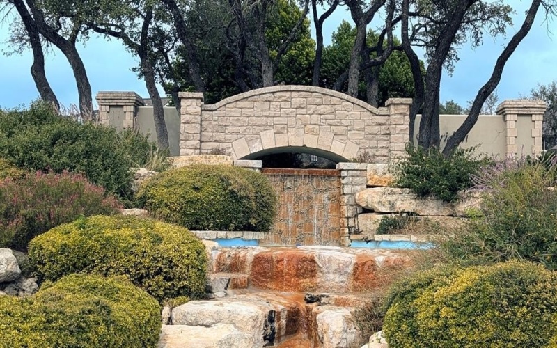 2015 N Chalet Circle, Kerrville, TX 78028, 3 Bedrooms Bedrooms, ,2 BathroomsBathrooms,Residential,For Sale,2015 N Chalet Circle,118336