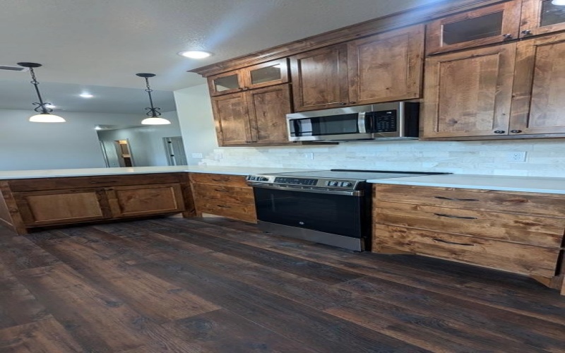 2015 N Chalet Circle, Kerrville, TX 78028, 3 Bedrooms Bedrooms, ,2 BathroomsBathrooms,Residential,For Sale,2015 N Chalet Circle,118336