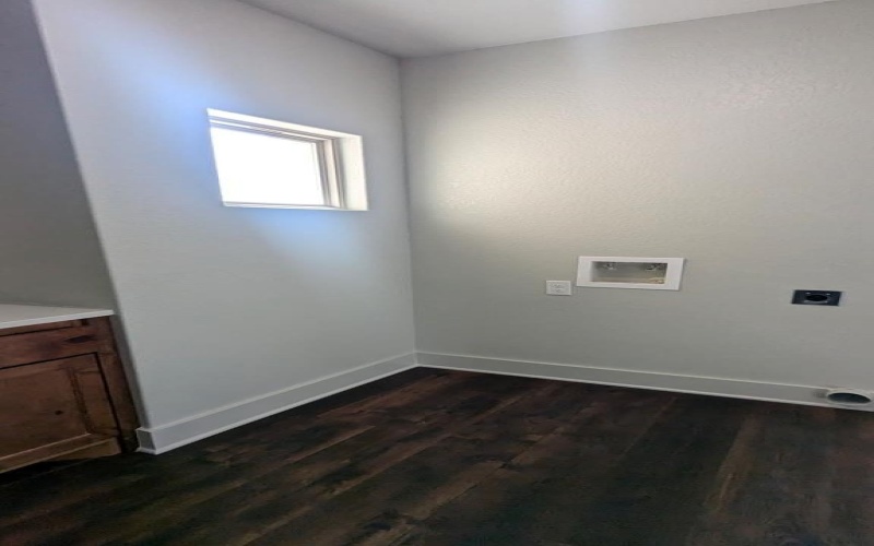 2015 N Chalet Circle, Kerrville, TX 78028, 3 Bedrooms Bedrooms, ,2 BathroomsBathrooms,Residential,For Sale,2015 N Chalet Circle,118336