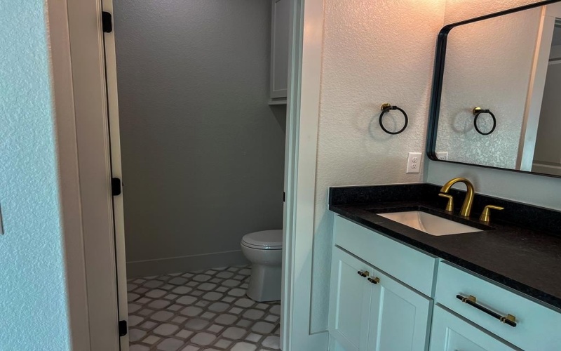 1706 N Valencia Dr, Kerrville, TX 78028, 3 Bedrooms Bedrooms, ,2 BathroomsBathrooms,Residential,For Sale,1706 N Valencia Dr,118378
