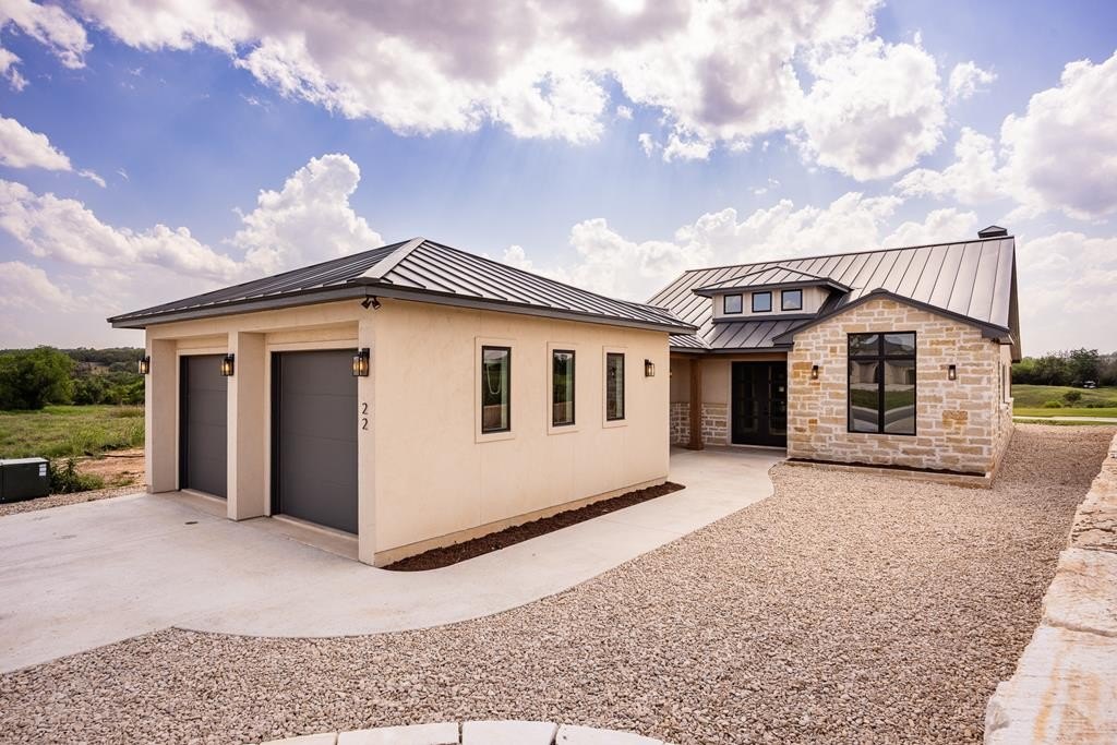 4528-22 Comanche Trace Dr, Kerrville, TX 78028, 3 Habitaciones Habitaciones , ,3 BañosBaños,Residential,En Venta,4528-22 Comanche Trace Dr,118499