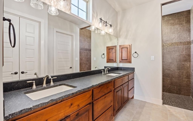 3200-#3 Pinnacle Club Dr, Kerrville, TX 78028, 3 Bedrooms Bedrooms, ,3 BathroomsBathrooms,Residential,For Sale,3200-#3 Pinnacle Club Dr,118787