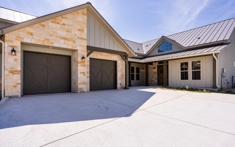 3200-#3 Pinnacle Club Dr, Kerrville, TX 78028, 3 Bedrooms Bedrooms, ,3 BathroomsBathrooms,Residential,For Sale,3200-#3 Pinnacle Club Dr,118787