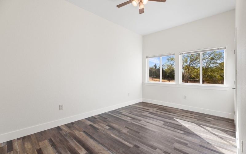 705-a Fifth St, Comfort, TX 78013, 1 Dormitorio Habitaciones , ,1 BañoBaños,Residential,En Venta,705-a Fifth St,118884