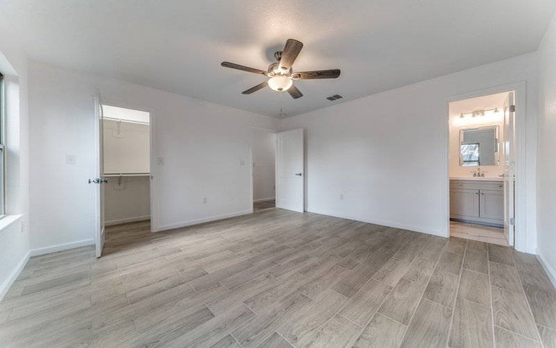 329 Cottage St, Kerrville, TX 78028, 3 Bedrooms Bedrooms, ,2 BathroomsBathrooms,Residential,For Sale,329 Cottage St,118931