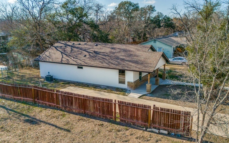 329 Cottage St, Kerrville, TX 78028, 3 Bedrooms Bedrooms, ,2 BathroomsBathrooms,Residential,For Sale,329 Cottage St,118931
