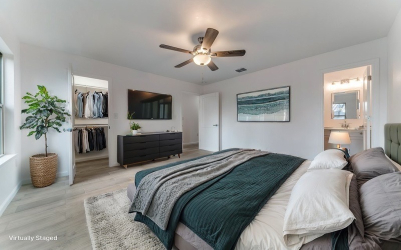 329 Cottage St, Kerrville, TX 78028, 3 Bedrooms Bedrooms, ,2 BathroomsBathrooms,Residential,For Sale,329 Cottage St,118931