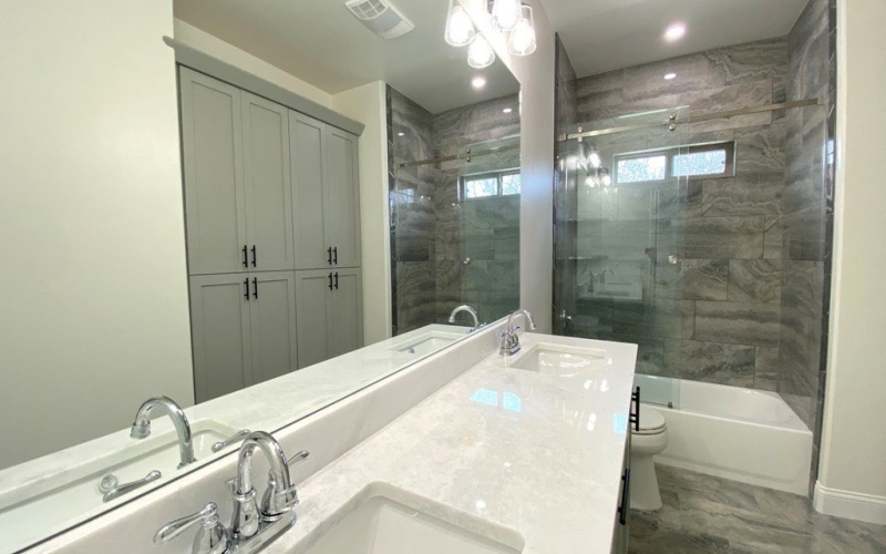 97 W Westwood Lane, Kerrville, TX 78028, 3 Bedrooms Bedrooms, ,2 BathroomsBathrooms,Residential,For Sale,97 W Westwood Lane,118943
