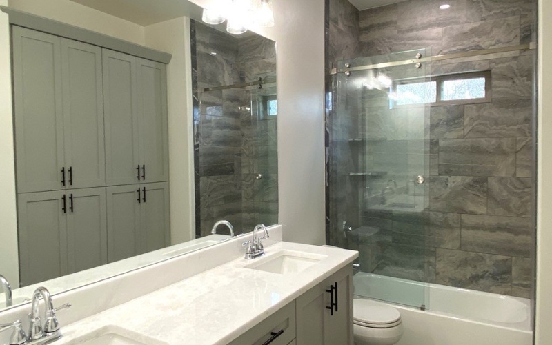 97 W Westwood Lane, Kerrville, TX 78028, 3 Bedrooms Bedrooms, ,2 BathroomsBathrooms,Residential,For Sale,97 W Westwood Lane,118943