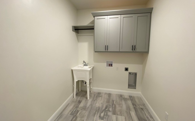 97 W Westwood Lane, Kerrville, TX 78028, 3 Bedrooms Bedrooms, ,2 BathroomsBathrooms,Residential,For Sale,97 W Westwood Lane,118943