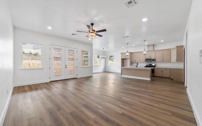 2108 Athens Ave, Kerrville, TX 78028, 3 Bedrooms Bedrooms, ,2 BathroomsBathrooms,Residential,For Sale,2108 Athens Ave,118965