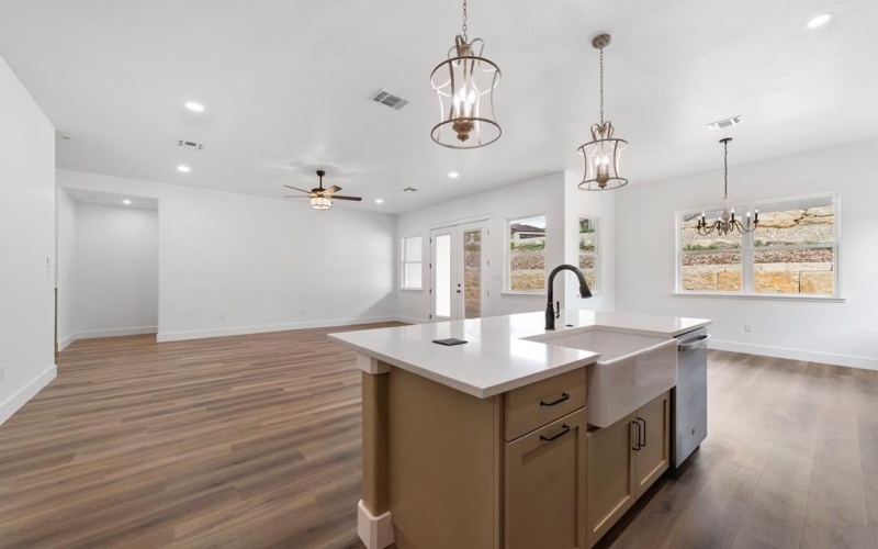 2108 Athens Ave, Kerrville, TX 78028, 3 Bedrooms Bedrooms, ,2 BathroomsBathrooms,Residential,For Sale,2108 Athens Ave,118965