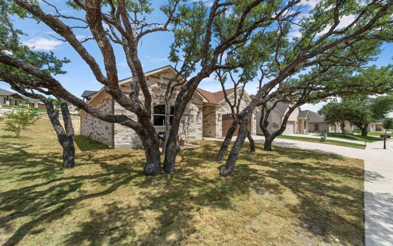 2108 Athens Ave, Kerrville, TX 78028, 3 Bedrooms Bedrooms, ,2 BathroomsBathrooms,Residential,For Sale,2108 Athens Ave,118965