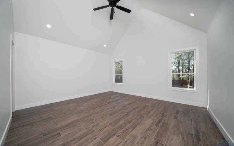 105 Thorn Briar, Longview, TX 75602, 4 Bedrooms Bedrooms, ,3 BathroomsBathrooms,Residential,For Sale,105 Thorn Briar,20240169
