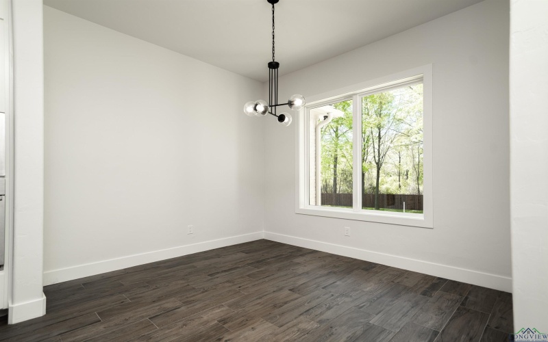 105 Thorn Briar, Longview, TX 75602, 4 Bedrooms Bedrooms, ,3 BathroomsBathrooms,Residential,For Sale,105 Thorn Briar,20240169