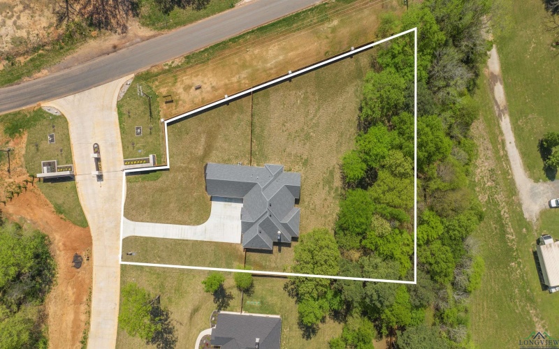 105 Thorn Briar, Longview, TX 75602, 4 Bedrooms Bedrooms, ,3 BathroomsBathrooms,Residential,For Sale,105 Thorn Briar,20240169