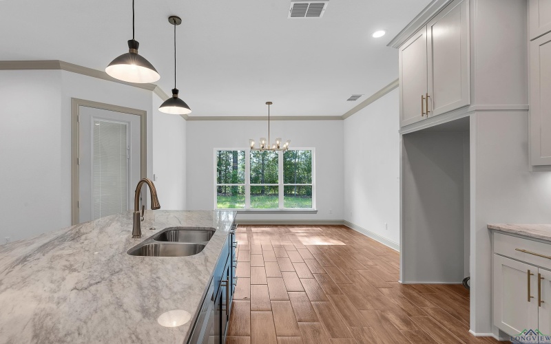 185 Mallard Cove, Longview, TX 75602, 4 Bedrooms Bedrooms, ,3 BathroomsBathrooms,Residential,For Sale,185 Mallard Cove,20241085