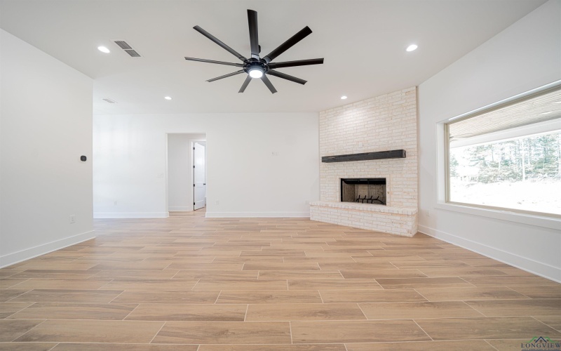 349 Emma, Diana, TX 75640, 4 Bedrooms Bedrooms, ,2 BathroomsBathrooms,Residential,For Sale,349 Emma,20245892