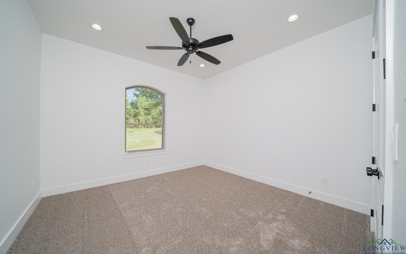 175 Thorn Briar Trail, Longview, TX 75602, 4 Bedrooms Bedrooms, ,3 BathroomsBathrooms,Residential,For Sale,175 Thorn Briar Trail,20246369