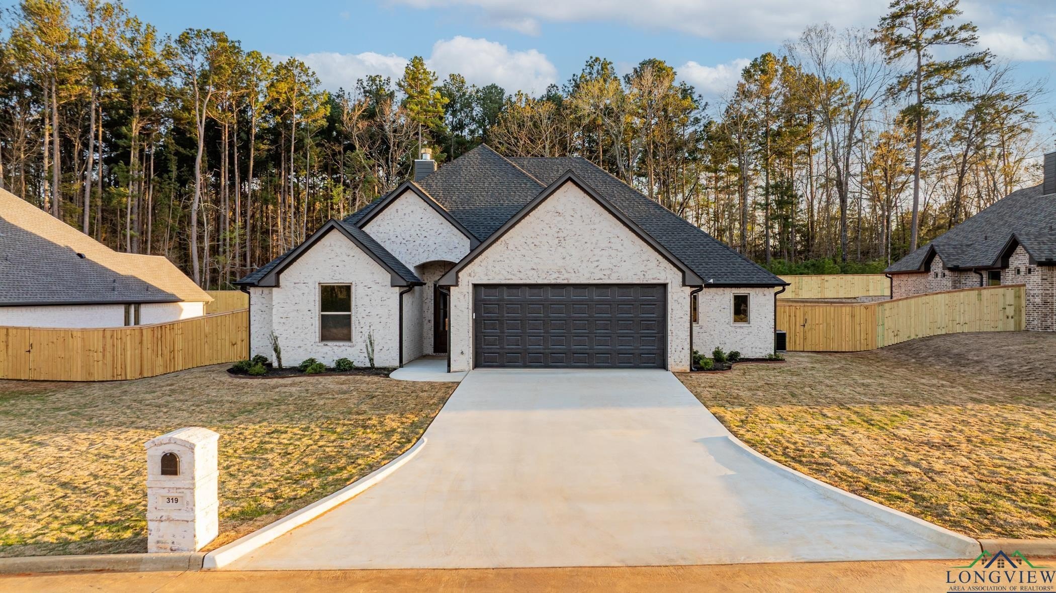 319 Saddle Brook Drive, Hallsville, TX 75650, 4 Bedrooms Bedrooms, ,3 BathroomsBathrooms,Residential,For Sale,319 Saddle Brook Drive,20247550