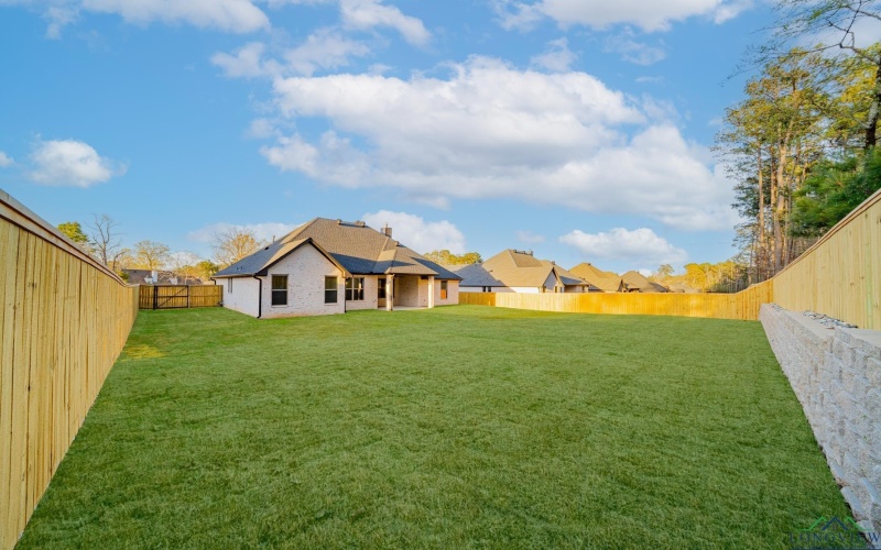 319 Saddle Brook Drive, Hallsville, TX 75650, 4 Bedrooms Bedrooms, ,3 BathroomsBathrooms,Residential,For Sale,319 Saddle Brook Drive,20247550