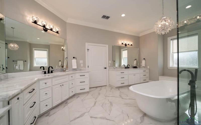 120 Katie Ln, Tatum, TX 75691, 6 Bedrooms Bedrooms, ,6 BathroomsBathrooms,Residential,For Sale,120 Katie Ln,20250401