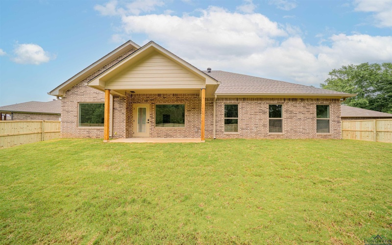 127 Brookway Lane, Longview, TX 75604, 4 Bedrooms Bedrooms, ,2 BathroomsBathrooms,Residential,For Sale,127 Brookway Lane,20251433