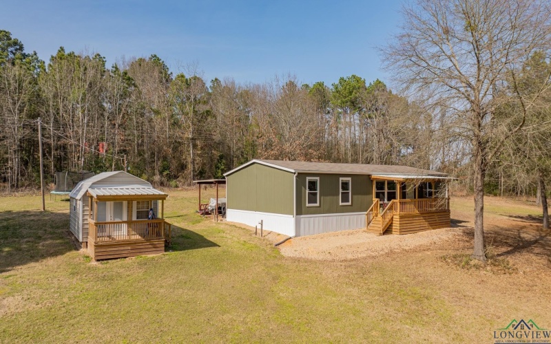13975 E SH 43, Tatum, TX 75691, 4 Bedrooms Bedrooms, ,2 BathroomsBathrooms,Residential,For Sale,13975 E SH 43,20251479