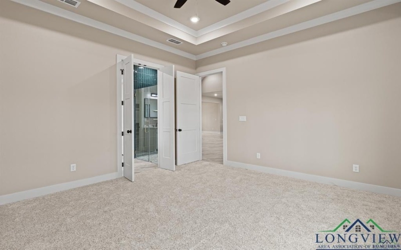 140 Cottonwood Circle, Longview, TX 75605, 4 Habitaciones Habitaciones , ,3 BañosBaños,Residential,En Venta,140 Cottonwood Circle,20251539