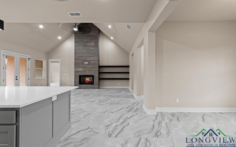 140 Cottonwood Circle, Longview, TX 75605, 4 Habitaciones Habitaciones , ,3 BañosBaños,Residential,En Venta,140 Cottonwood Circle,20251539