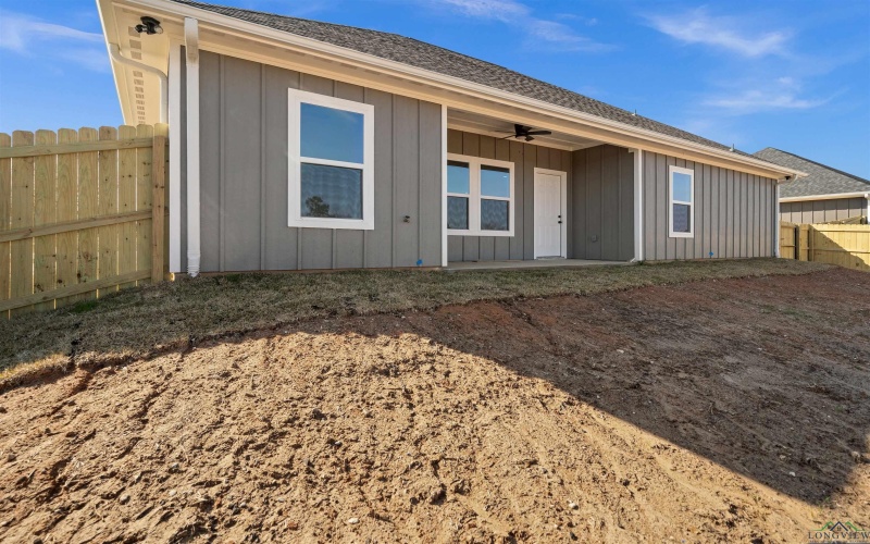 203 Toro Dr, Winona, TX 75792, 3 Habitaciones Habitaciones , ,2 BañosBaños,Residential,En Venta,203 Toro Dr,20251681