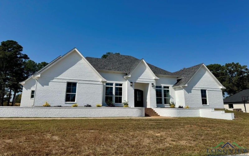 130 Mallard Cove, Longview, TX 75602, 4 Bedrooms Bedrooms, ,3 BathroomsBathrooms,Residential,For Sale,130 Mallard Cove,20251811
